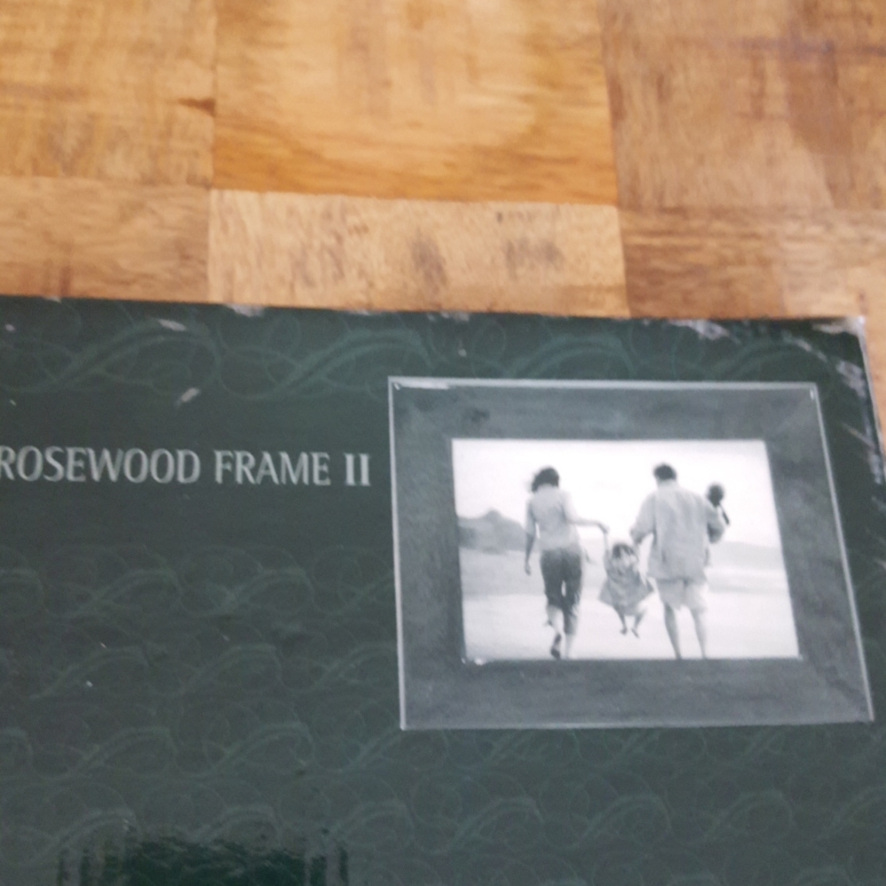 Howard Miller frame - Picture 4 of 4